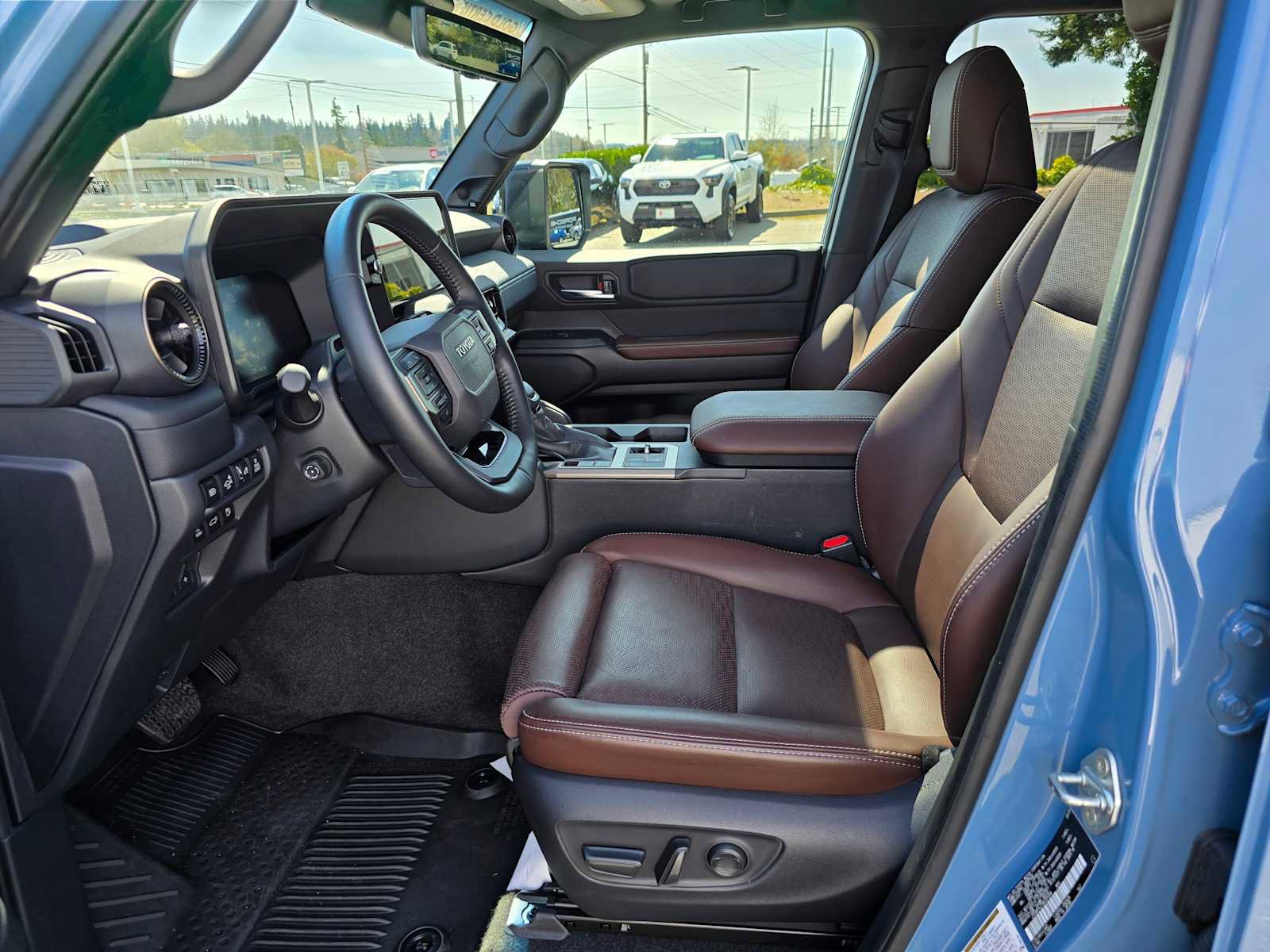 Used 2025 Toyota Land Cruiser w/ Premium Package image 20