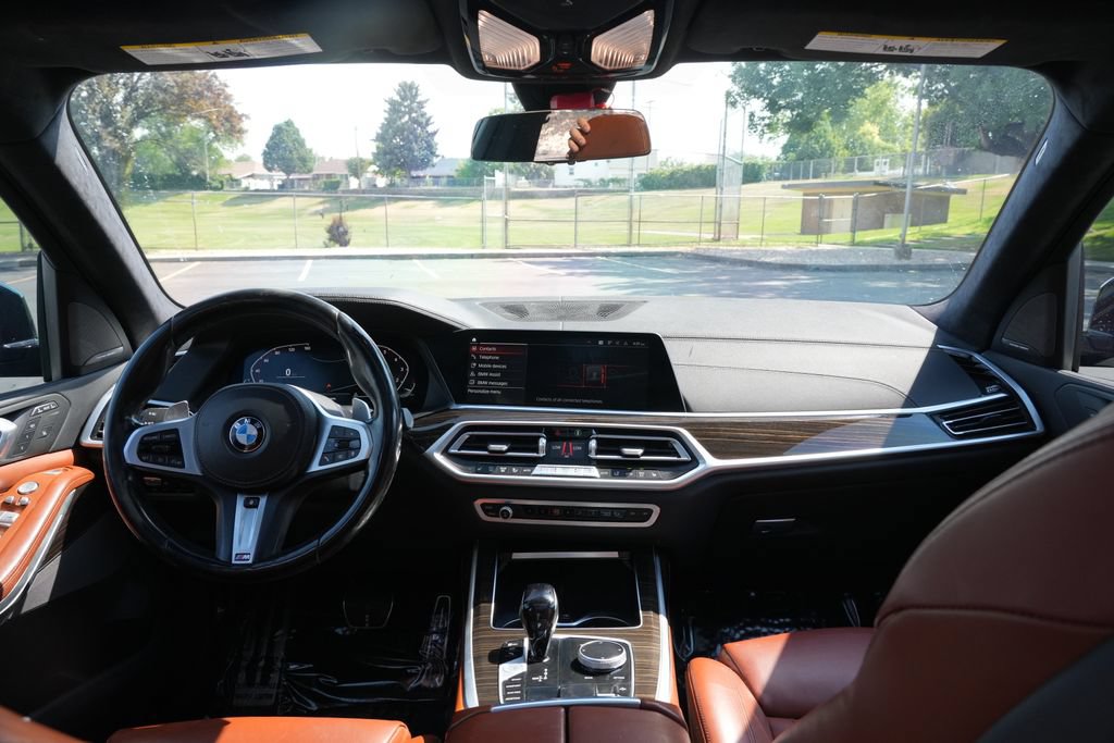 Used 2021 BMW X7 xDrive40i w/ M Sport Package AWD/4WD image 22