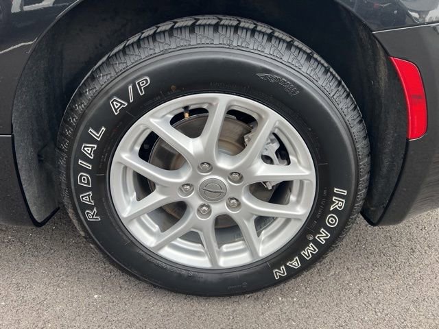 Used 2024 Chrysler Pacifica Touring-L FWD image 39