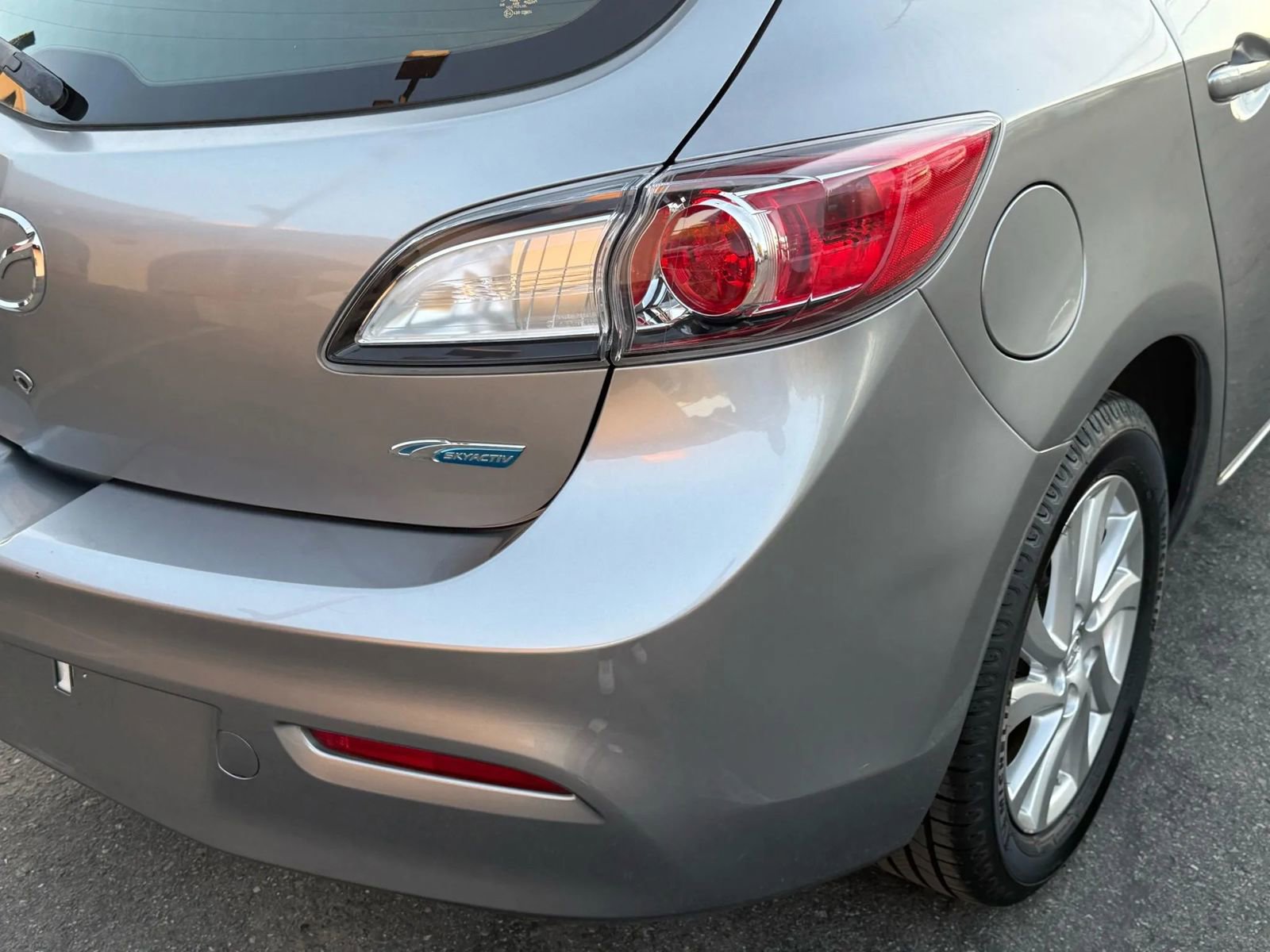 Used 2012 MAZDA MAZDA3 i Touring image 13