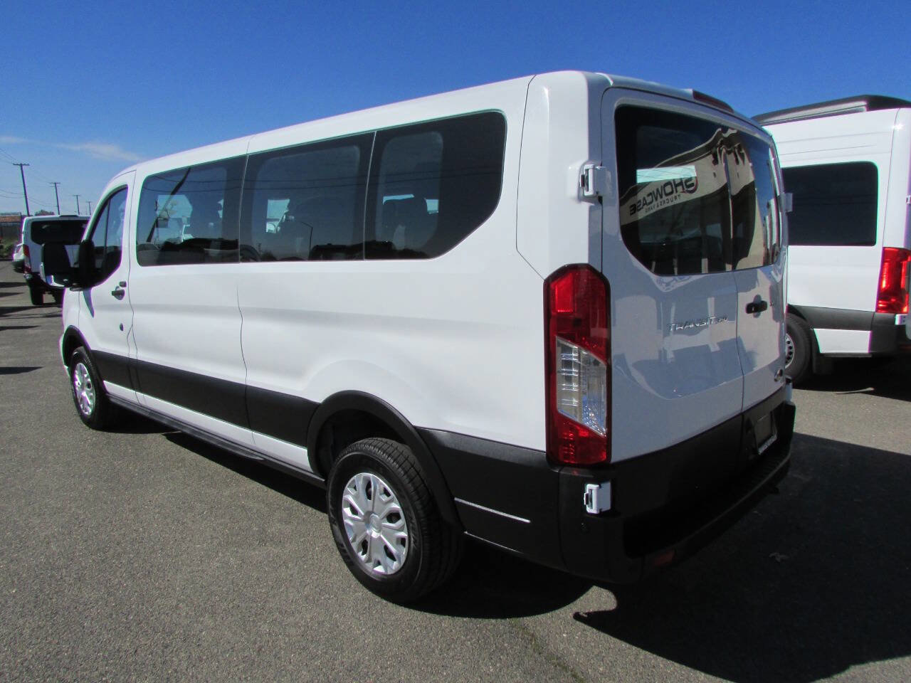 Used 2023 Ford Transit 350 XLT image 9