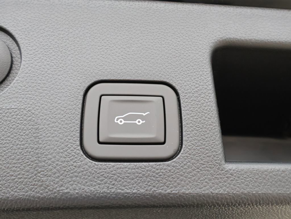 New 2026 GMC Terrain Denali image 29