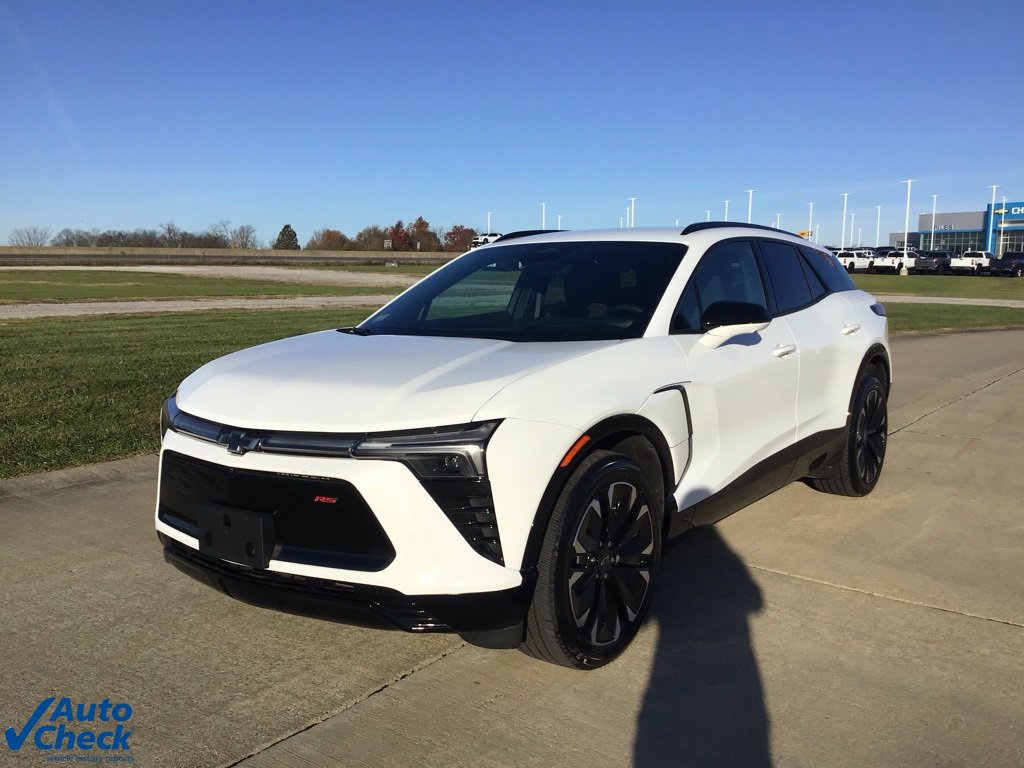 Used 2024 Chevrolet Blazer EV RS image 10