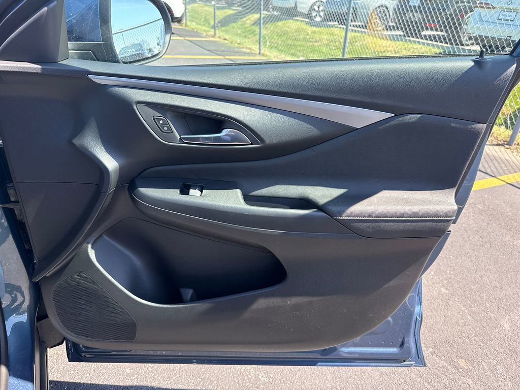 New 2026 Buick Envista Preferred FWD image 34