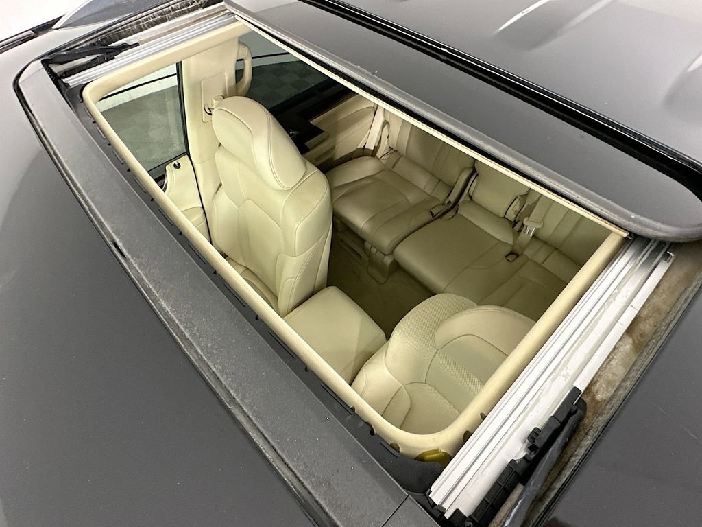 Used 2018 Lexus LX 570 4WD image 22