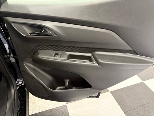 New 2027 Chevrolet Bolt LT w/ Comfort Package FWD image 24