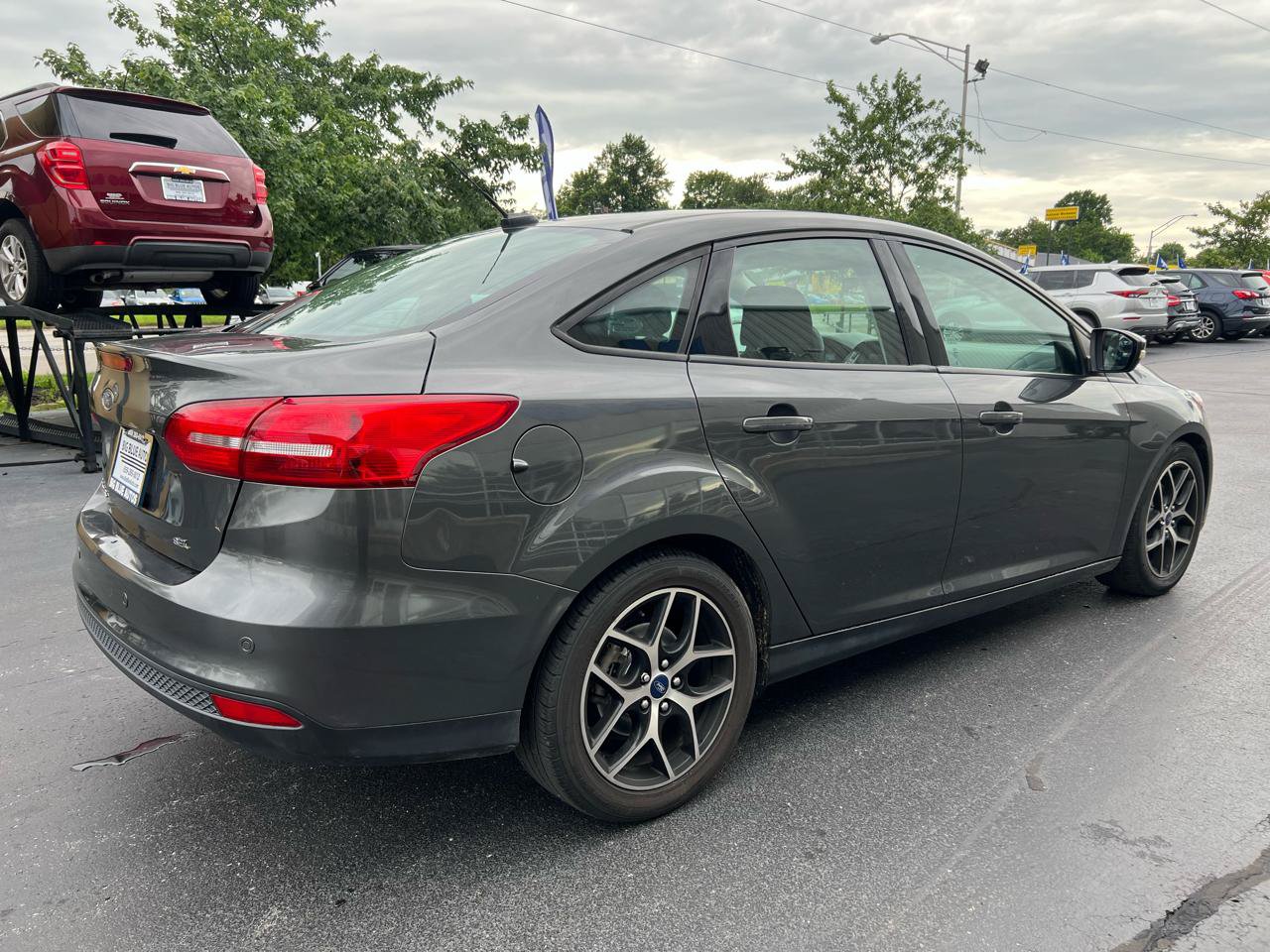 Used 2018 Ford Focus SEL FWD image 6