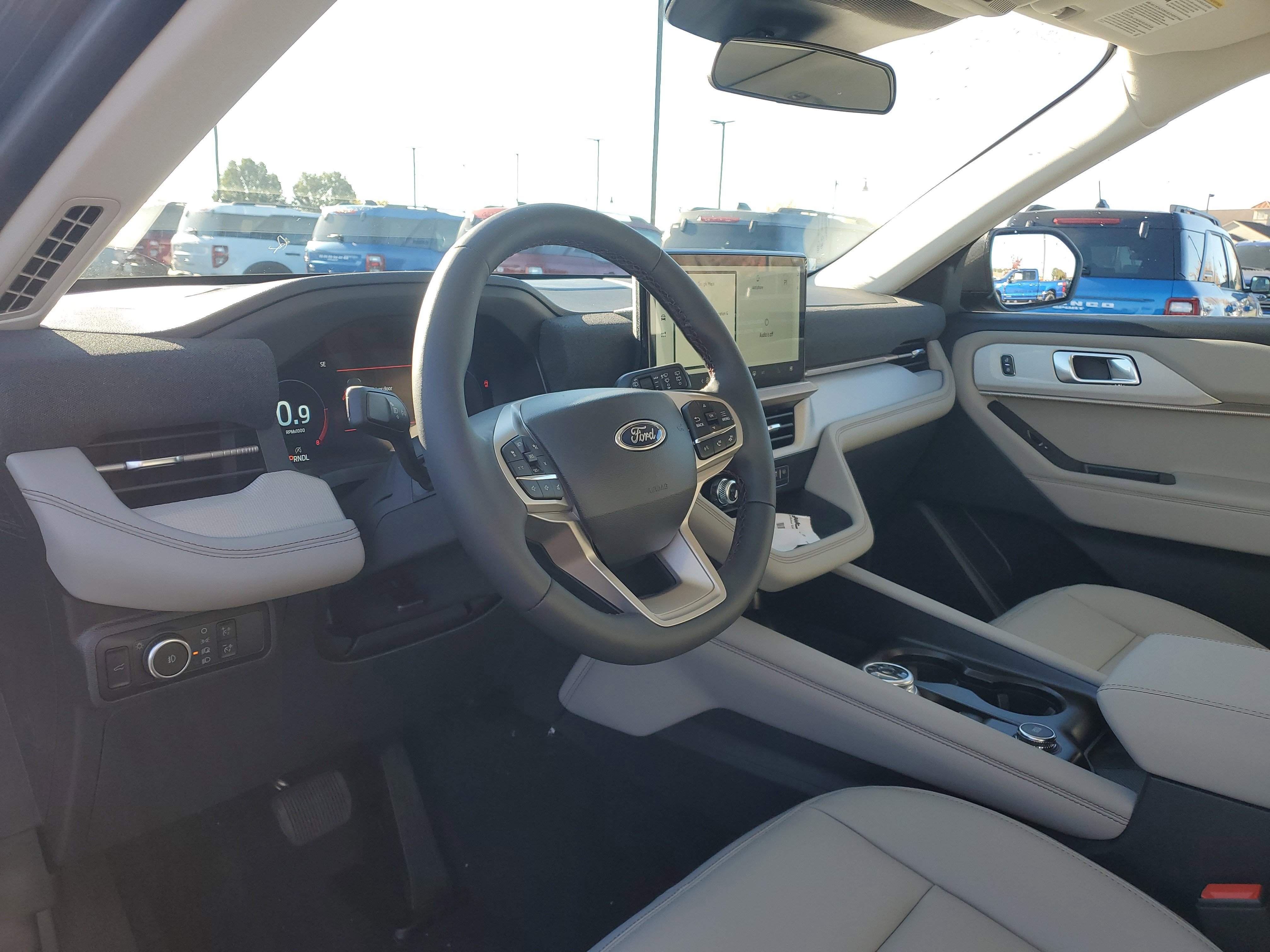 New 2026 Ford Explorer Active image 17