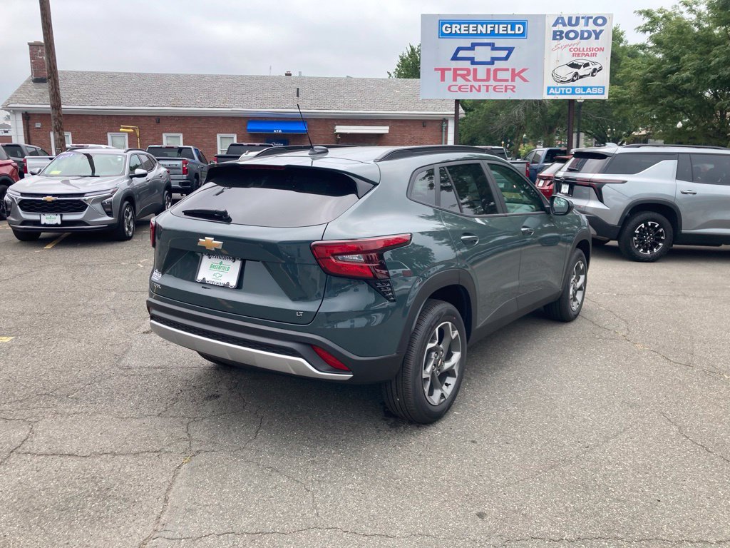 New 2026 Chevrolet Trax LT w/ LT Convenience Package FWD image 27