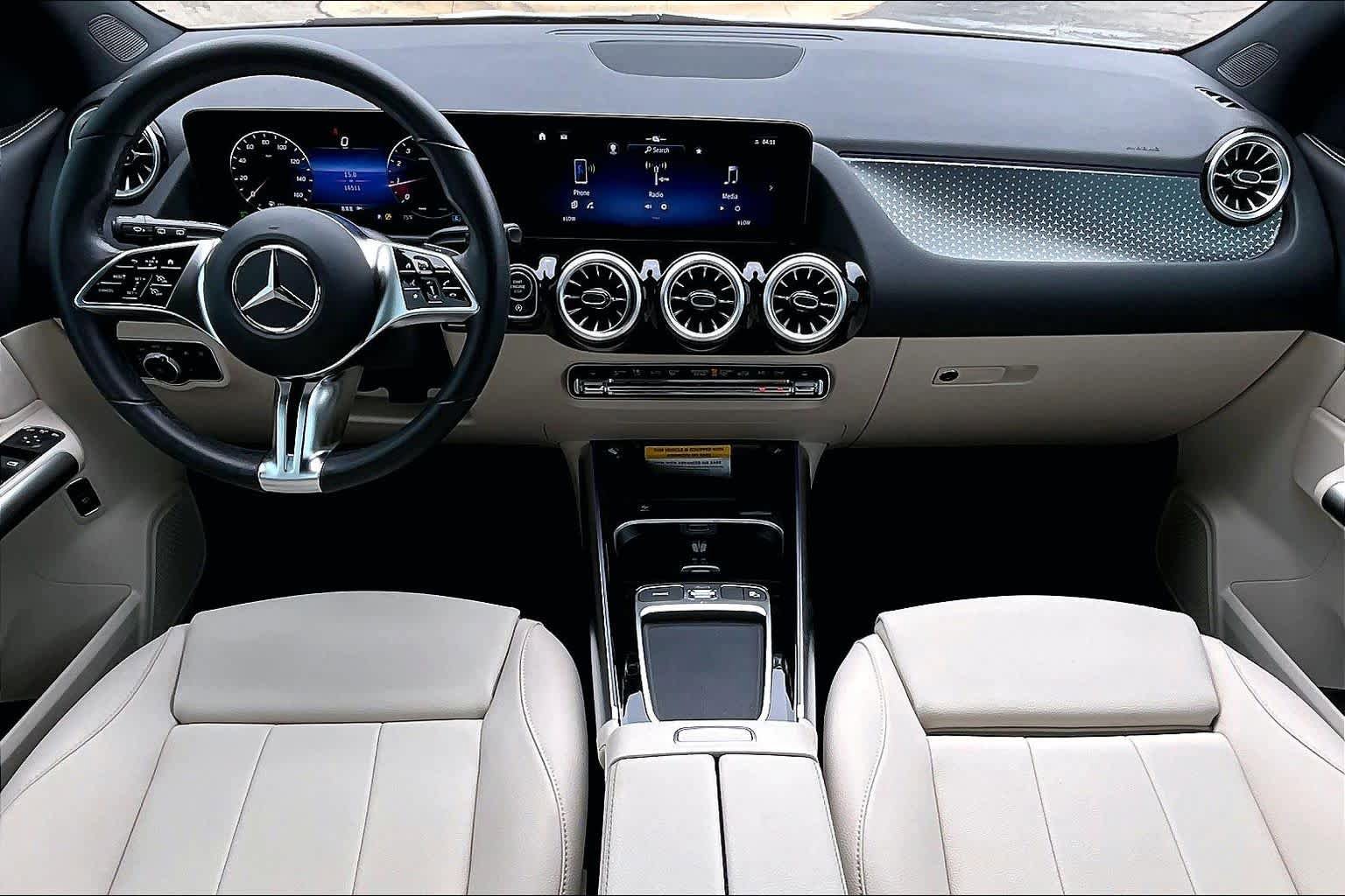 Certified 2025 Mercedes-Benz GLA 250 image 16