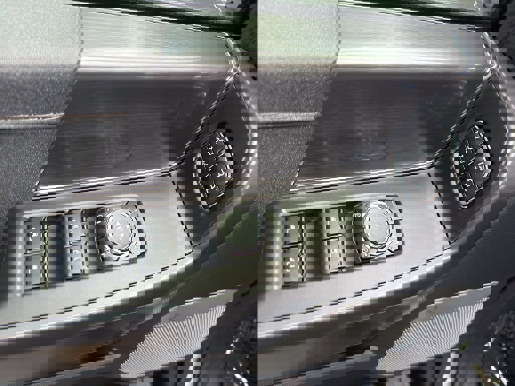 New 2026 Ford F150 Lariat image 14