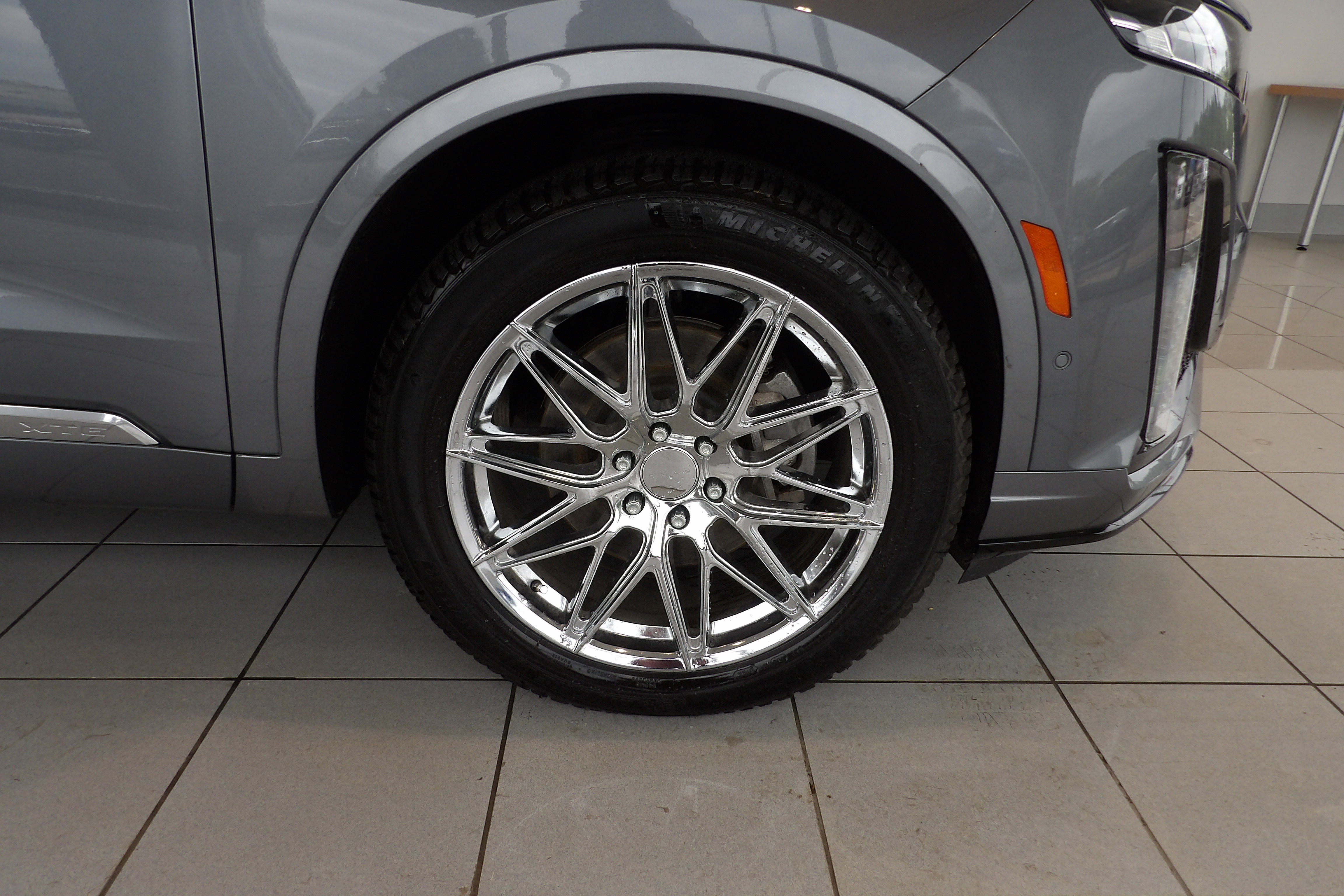 Used 2020 Cadillac XT6 Sport AWD/4WD image 28