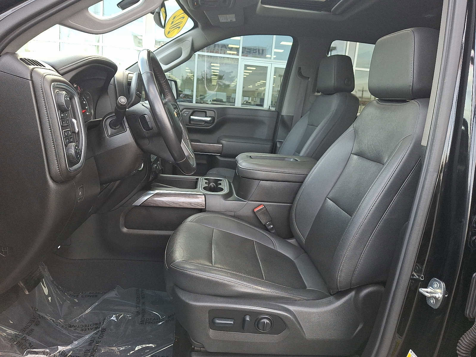 Used 2022 Chevrolet Silverado 1500 LTZ w/ LTZ Premium Package AWD/4WD image 14