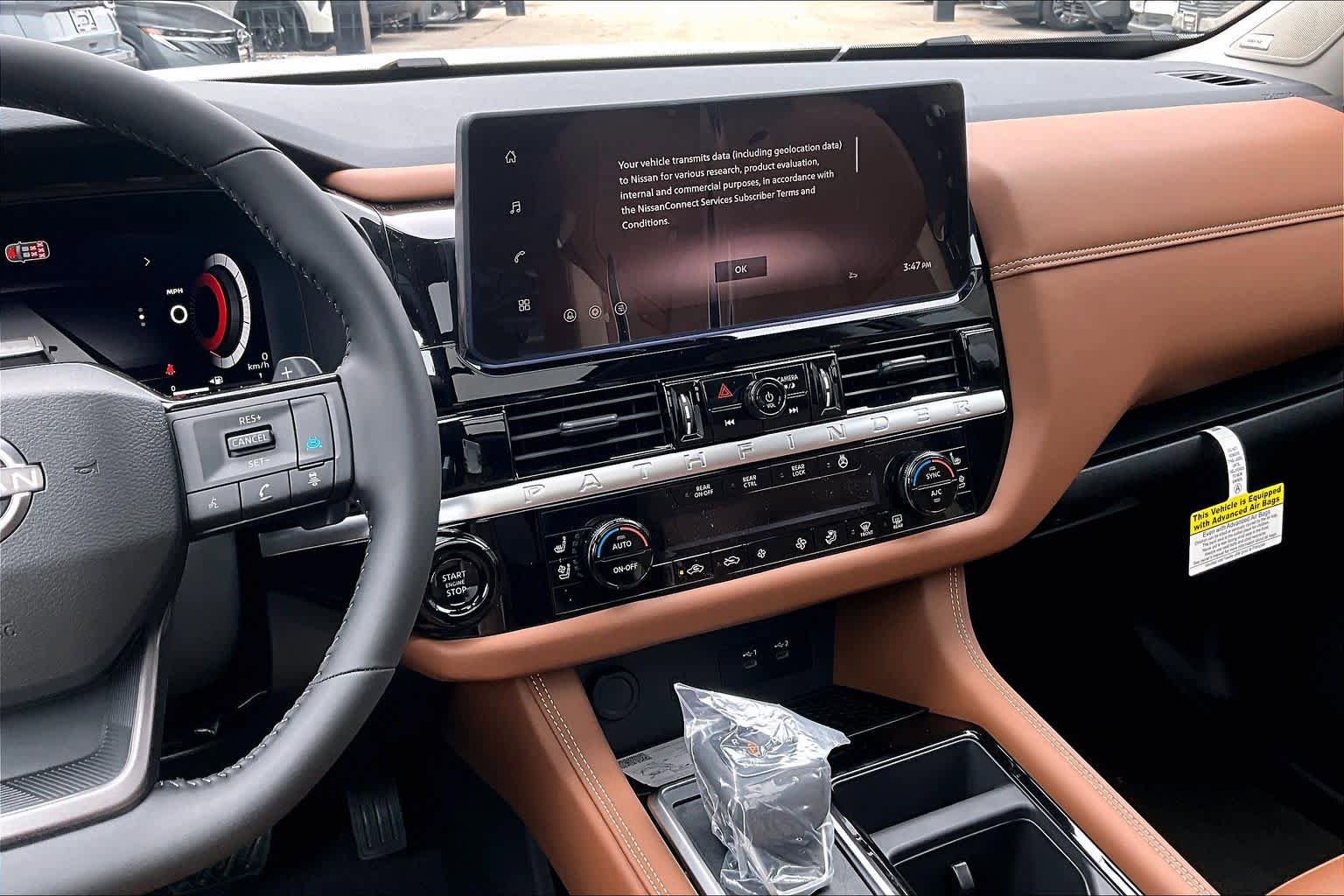 New 2026 Nissan Pathfinder Platinum FWD image 6