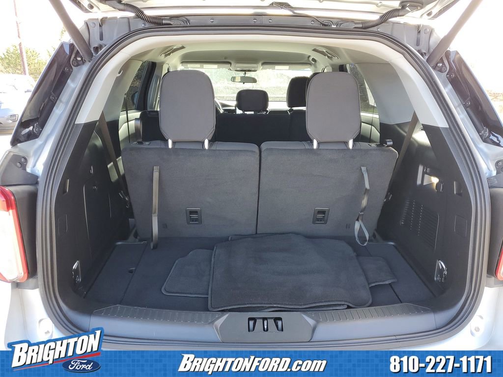 Certified 2023 Ford Explorer XLT image 7