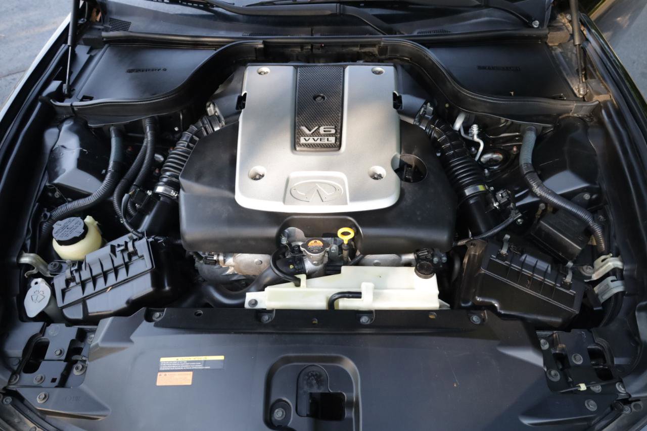 Used 2012 INFINITI G37 Sport w/ Premium Pkg image 16