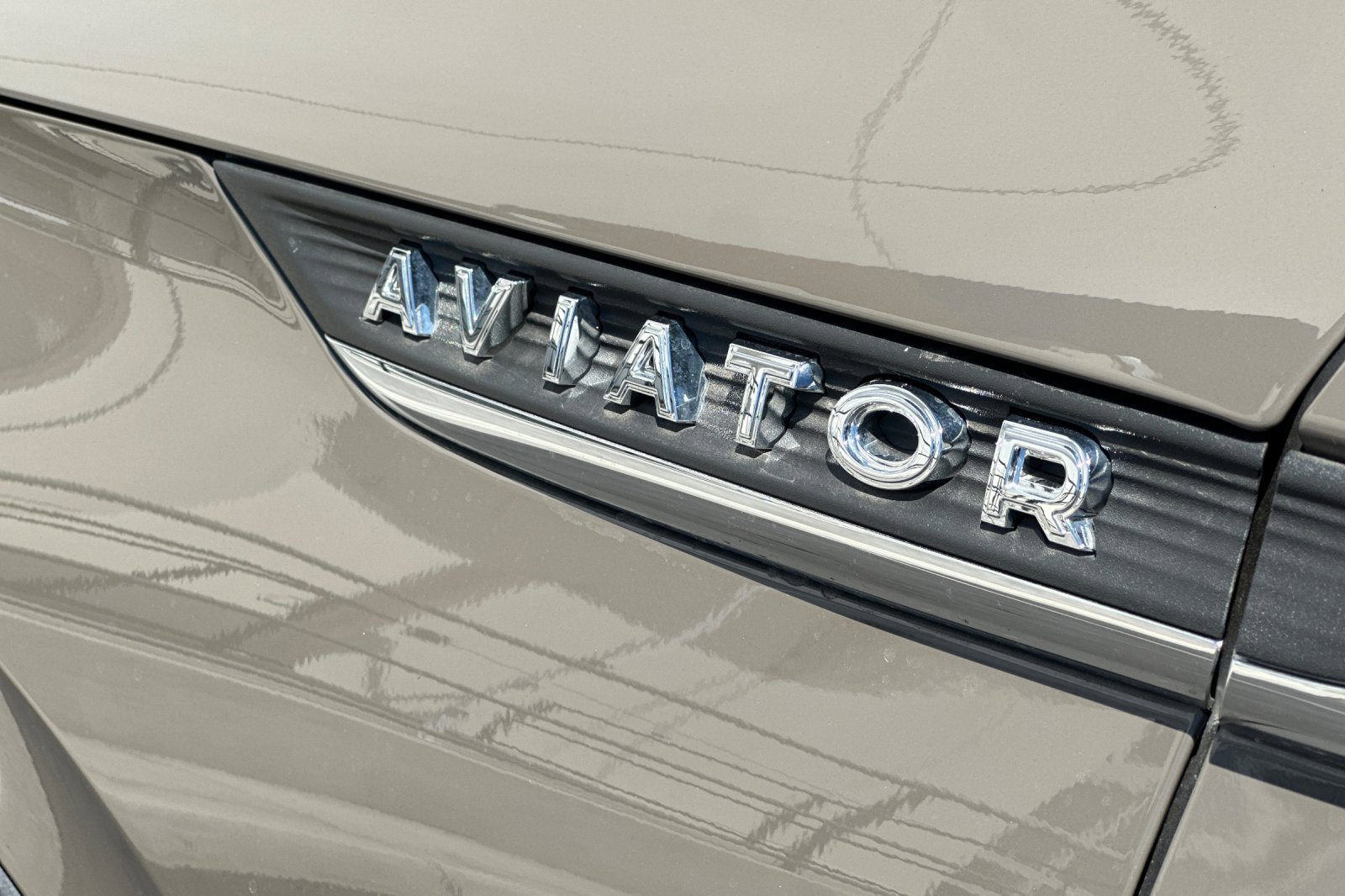 New 2025 Lincoln Aviator AWD w/ Equipment Group 101A image 27