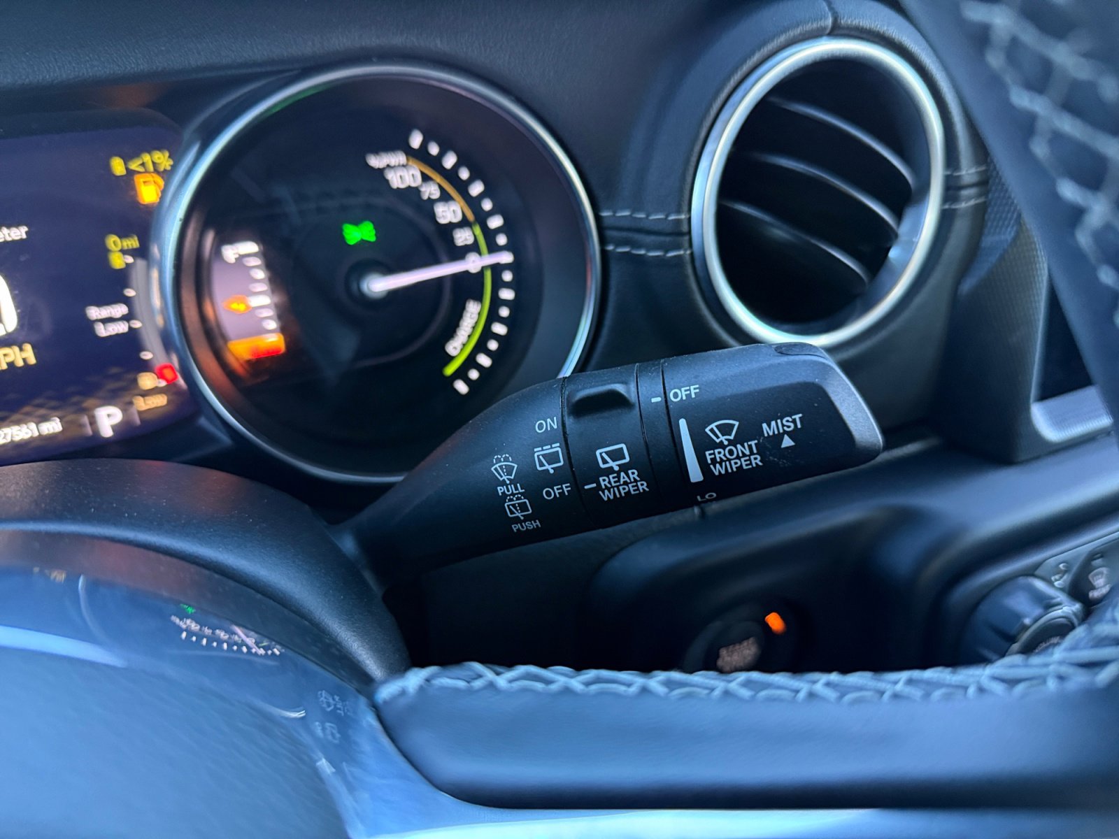 Used 2023 Jeep Wrangler Sahara w/ Cold Weather Group image 19