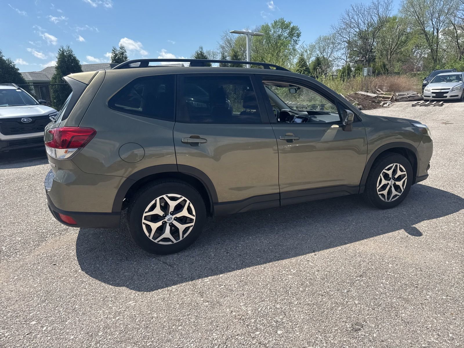 Certified 2023 Subaru Forester Premium AWD/4WD image 7