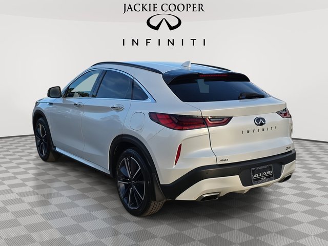 Certified 2025 INFINITI QX55 Essential image 7