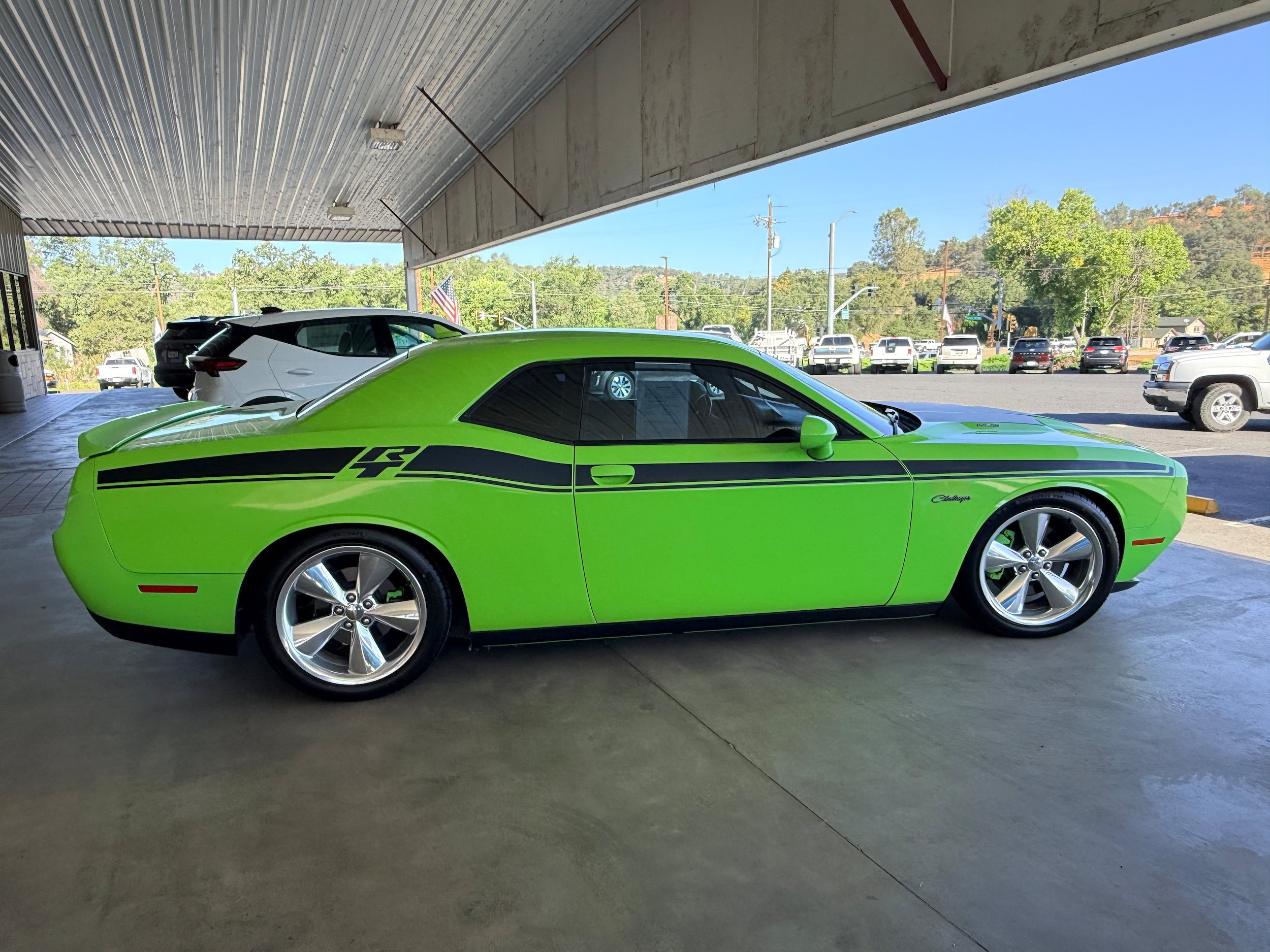 Used 2015 Dodge Challenger R/T Plus RWD image 8