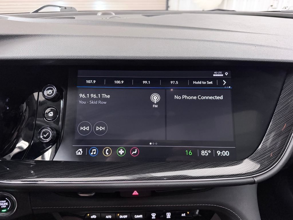 Used 2023 Buick Envision Essence w/ Sport Touring Package AWD/4WD image 17