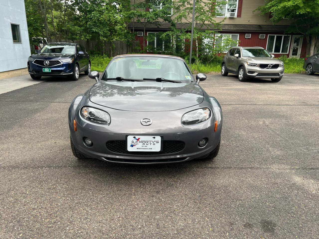 Used 2006 MAZDA MX-5 Miata Grand Touring RWD image 8
