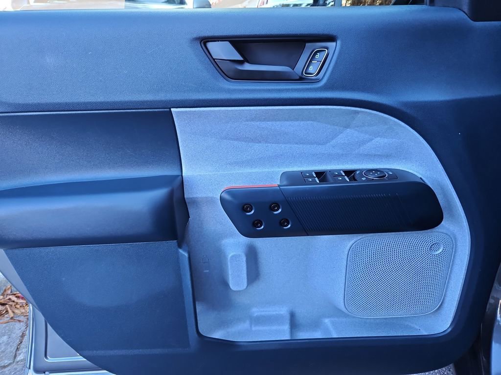 Used 2024 Ford Maverick XLT image 23