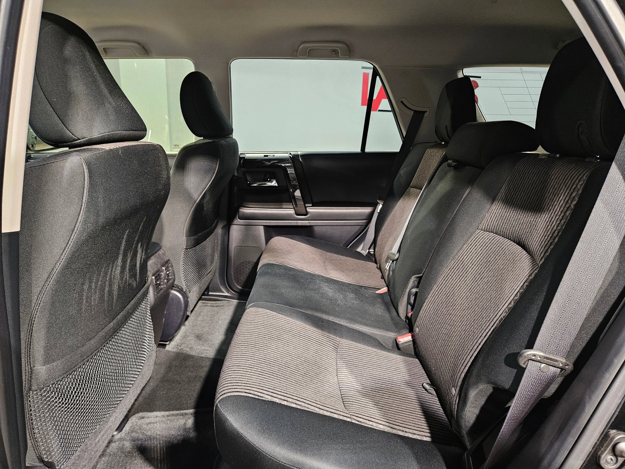 Used 2015 Toyota 4Runner Trail AWD/4WD image 34