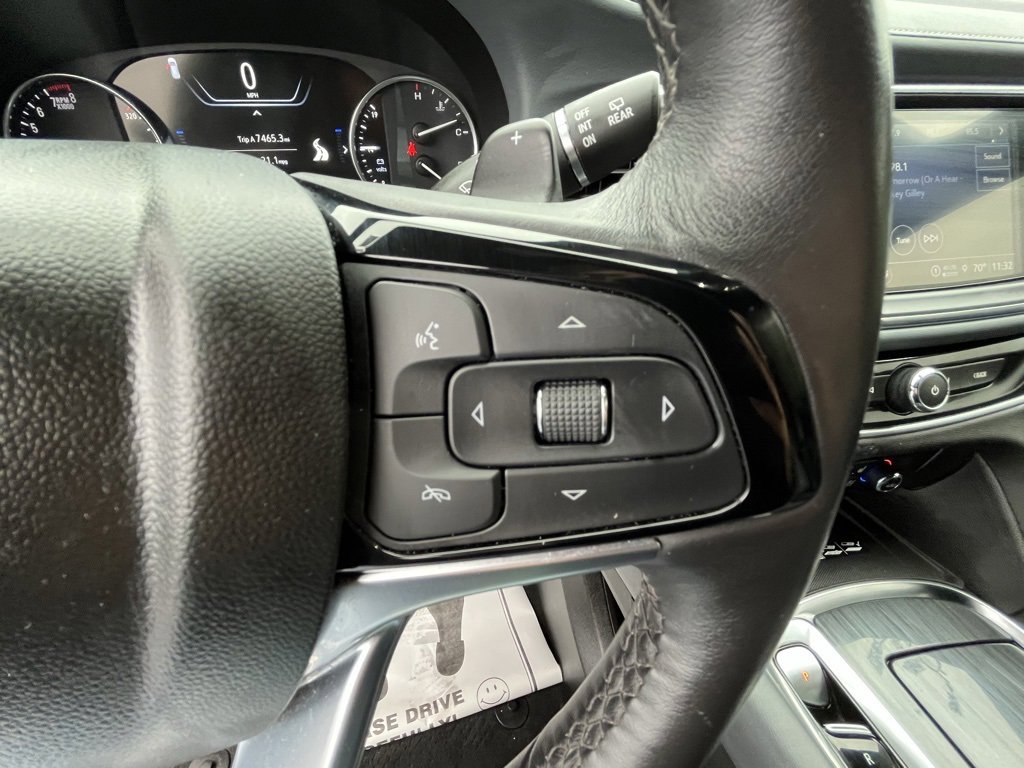 Used 2024 Buick Enclave Premium image 3