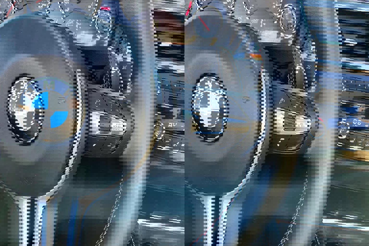 Used 2018 BMW M4 Convertible w/ Competition Package image 24