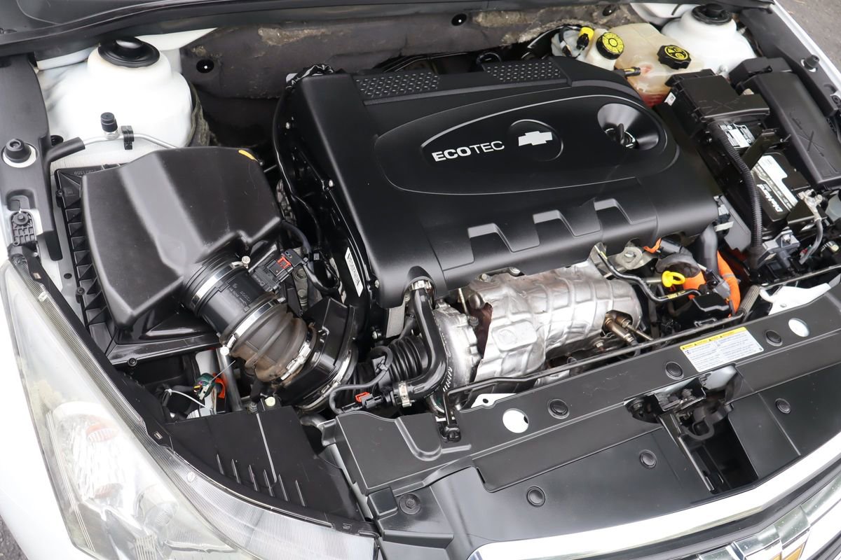 Used 2015 Chevrolet Cruze Diesel FWD image 45