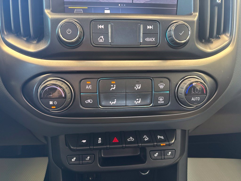 Used 2022 Chevrolet Colorado Z71 AWD/4WD image 21