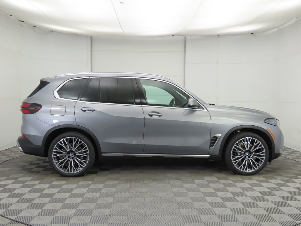 New 2026 BMW X5 xDrive40i image 4