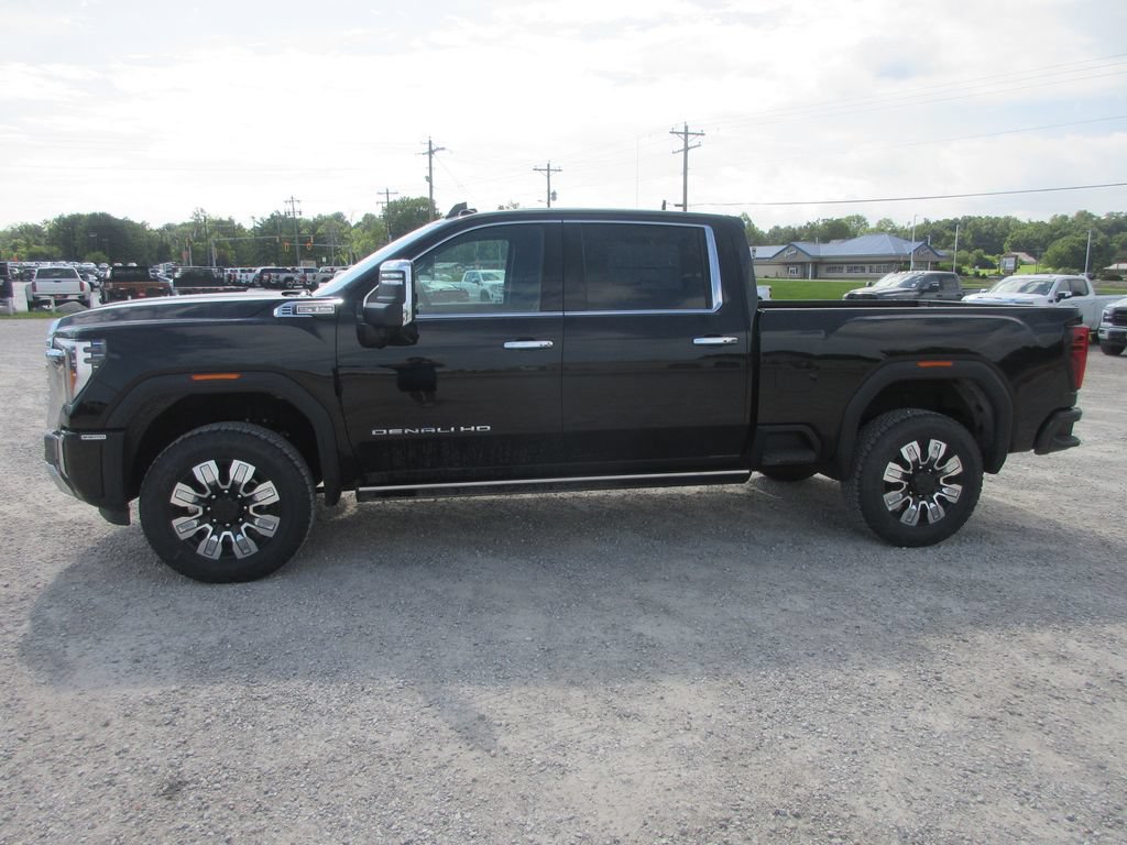 New 2026 GMC Sierra 2500 Denali w/ Denali Reserve Package AWD/4WD image 9