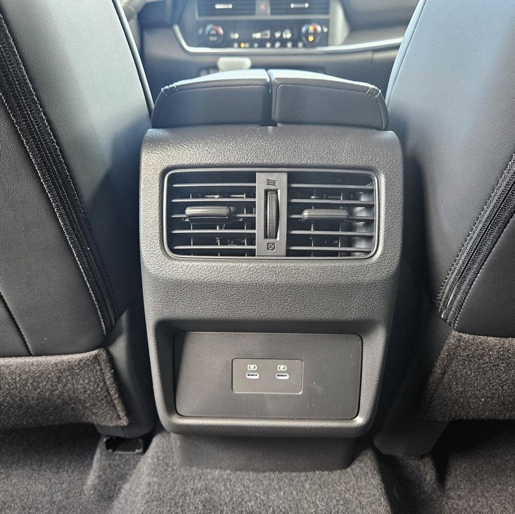 New 2026 Nissan Rogue SV w/ SV Premium Package image 17