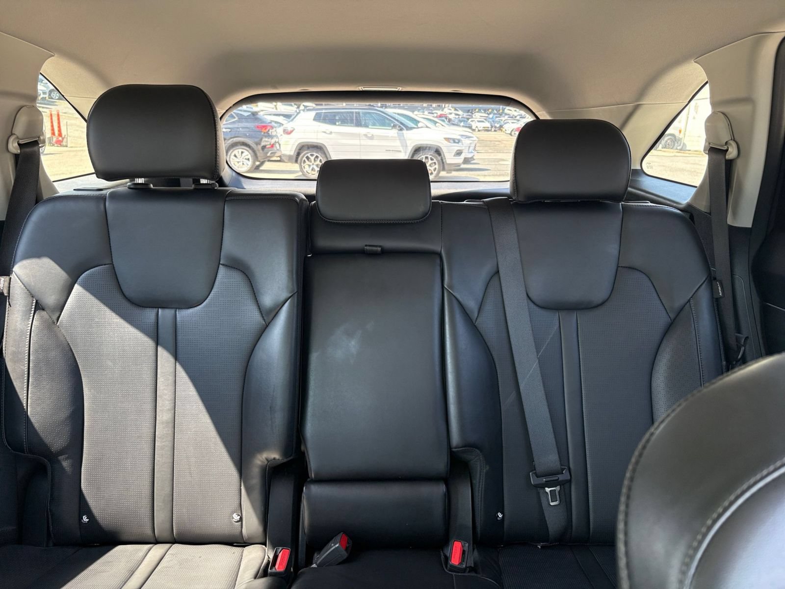 Used 2024 Kia Sorento S FWD image 41