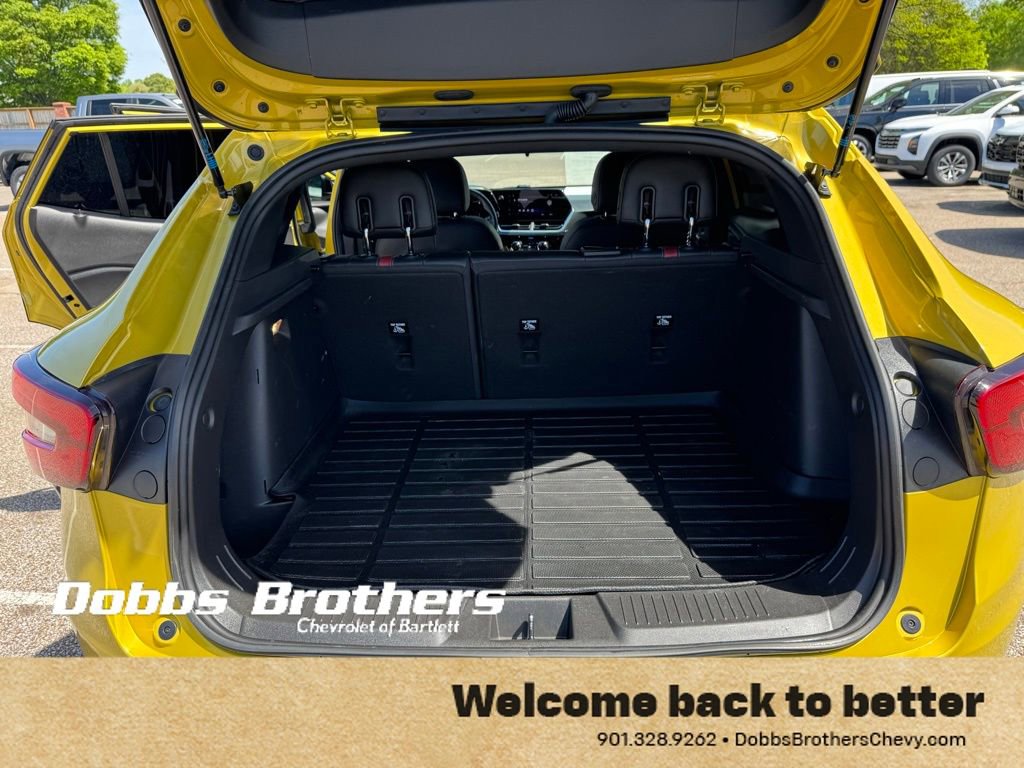 Used 2024 Chevrolet Trax RS w/ Sunroof Package image 38