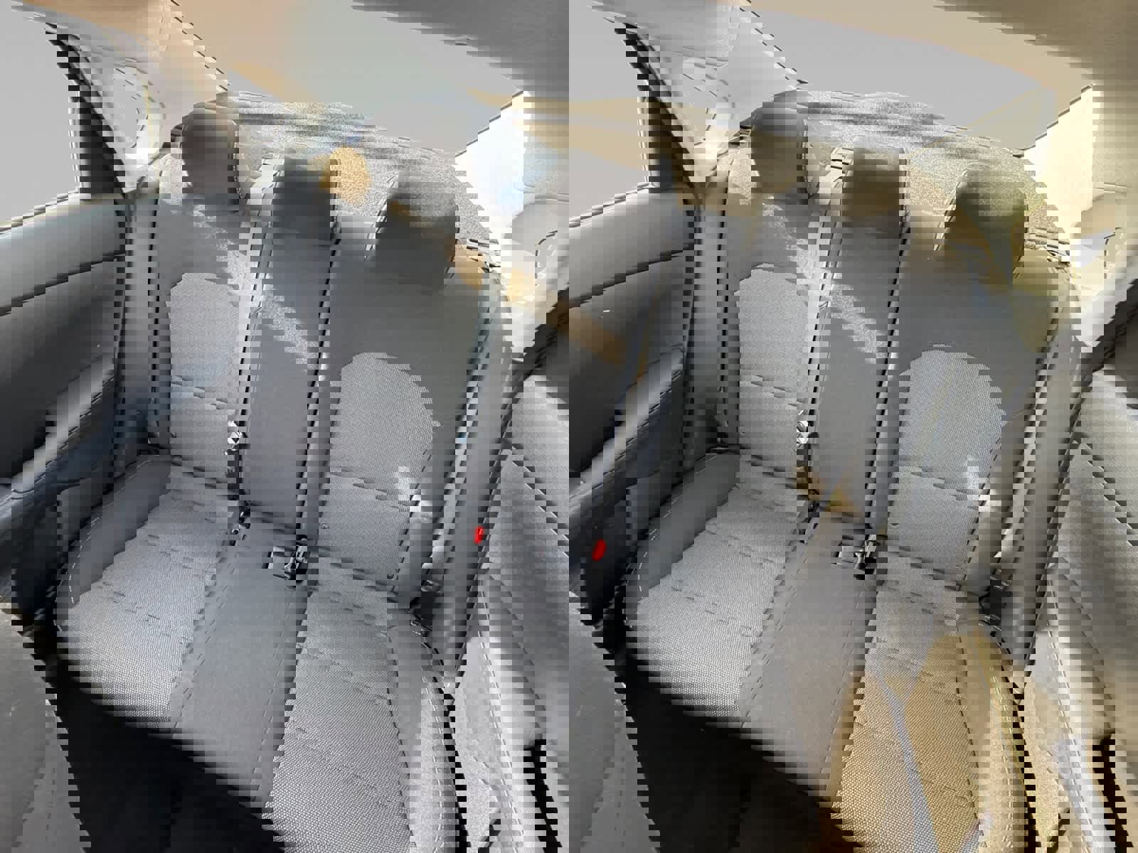 Used 2024 Kia Forte LXS w/ LXS Technology Package image 13