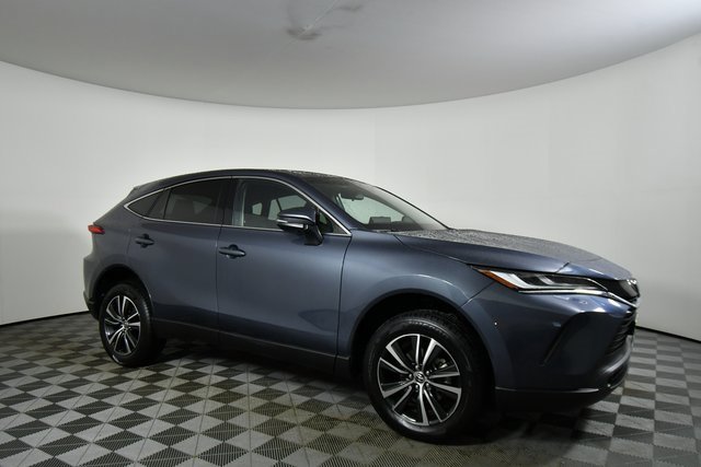 Used 2024 Toyota Venza LE image 9