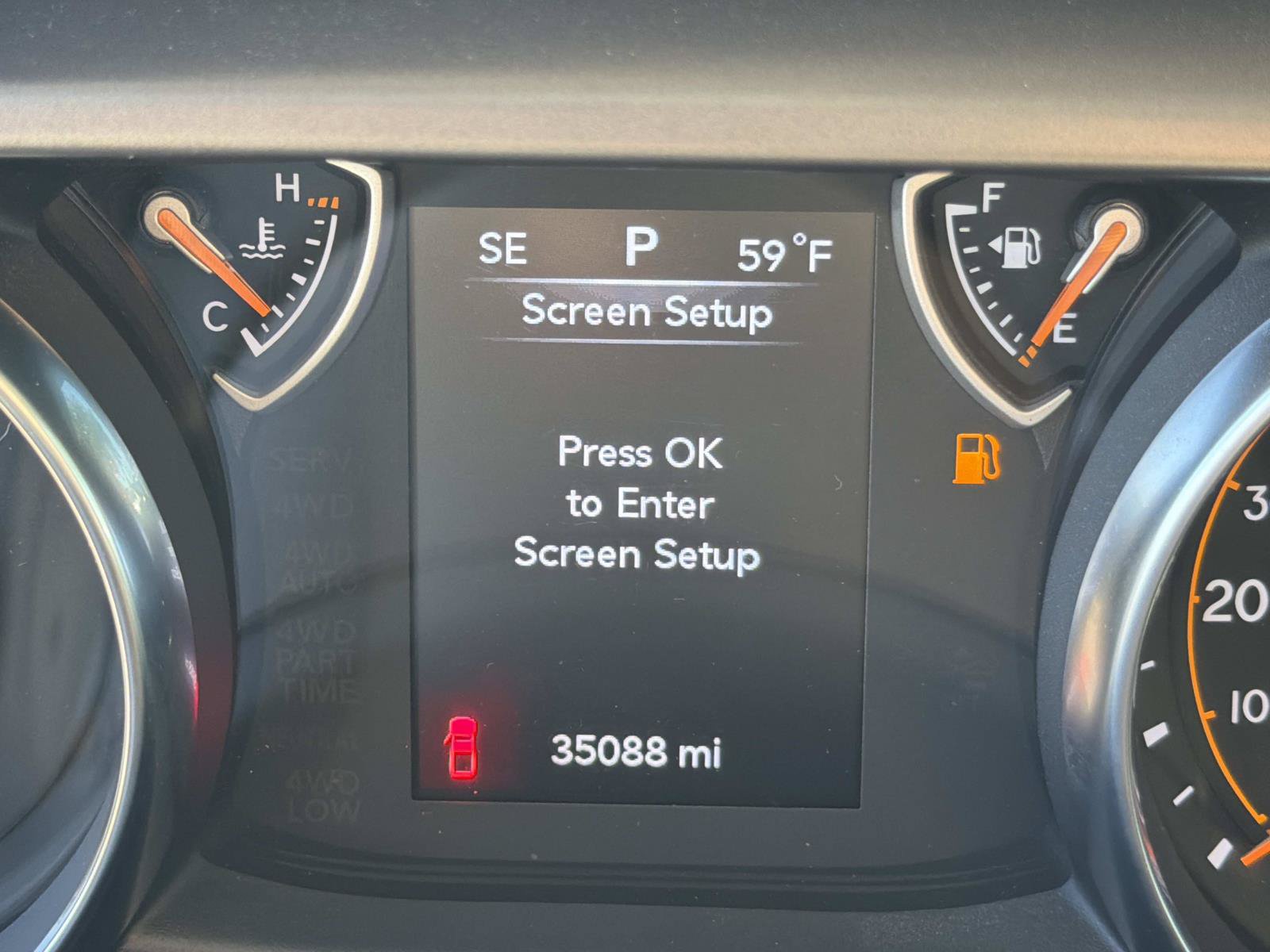 Used 2023 Jeep Gladiator Sport AWD/4WD image 28