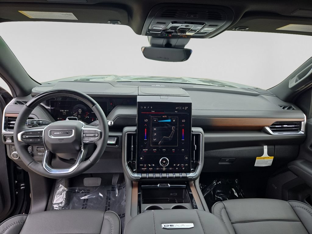 New 2026 GMC Yukon Denali w/ Denali Reserve Package AWD/4WD image 25