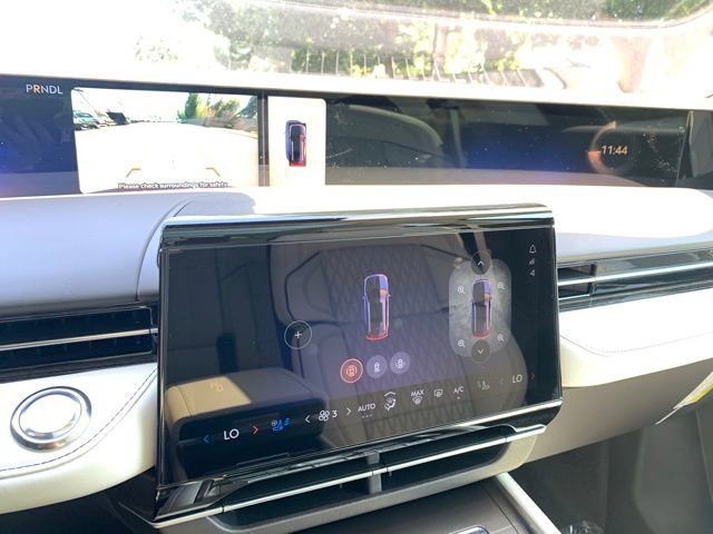 New 2025 Lincoln Nautilus Black Label w/ Jet Appearance Package image 22