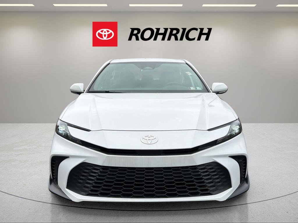 Certified 2025 Toyota Camry SE image 2
