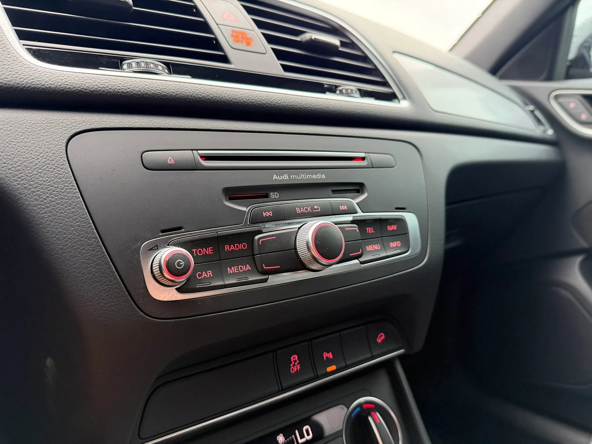 Used 2018 Audi Q3 2.0T Premium image 15