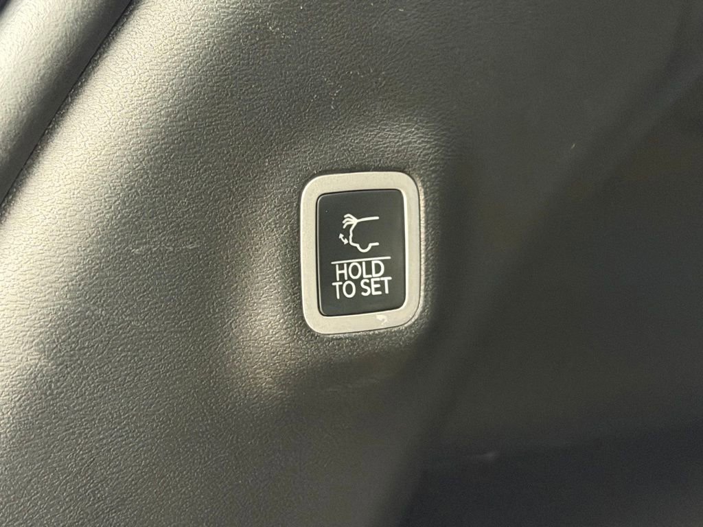 Used 2025 Jeep Wagoneer S Launch Edition image 35