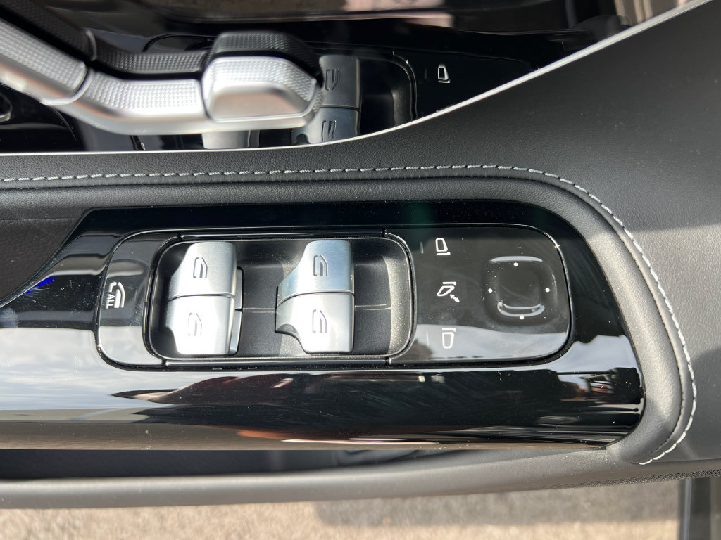 New 2027 Mercedes-Benz SL 43 AMG image 10