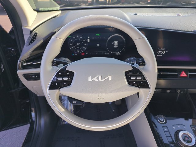 Certified 2023 Kia Niro Wind FWD image 17