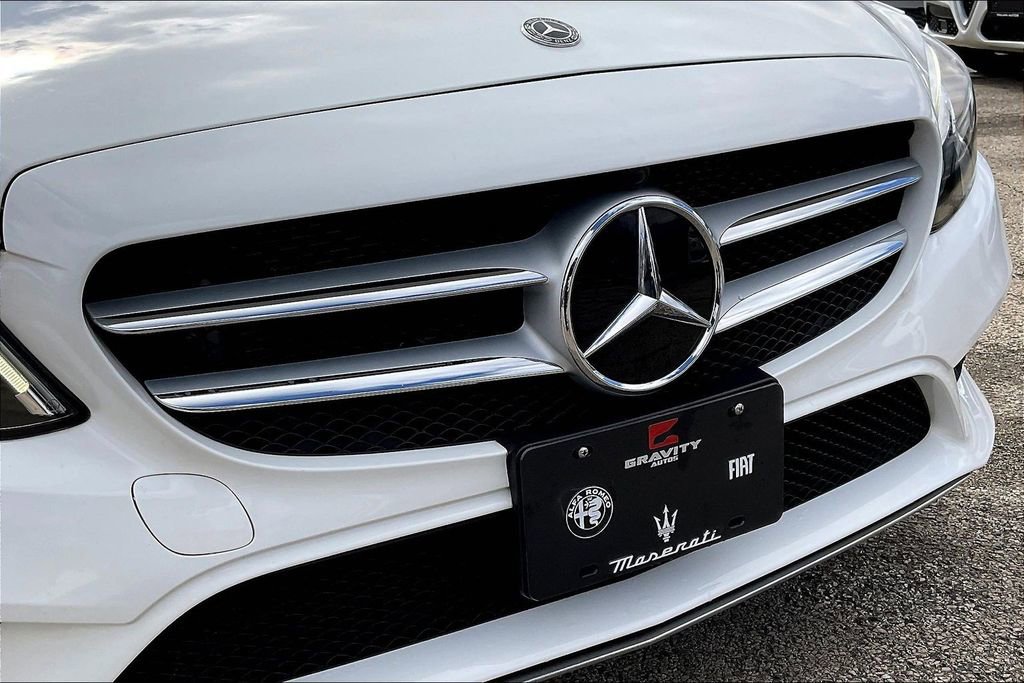 Used 2021 Mercedes-Benz C 300 4MATIC Sedan w/ Premium Package image 33