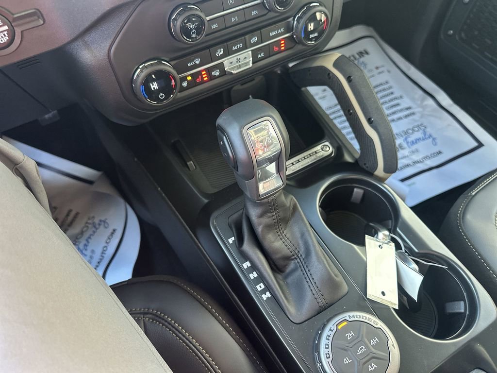 New 2025 Ford Bronco Badlands w/ Sasquatch Package image 26